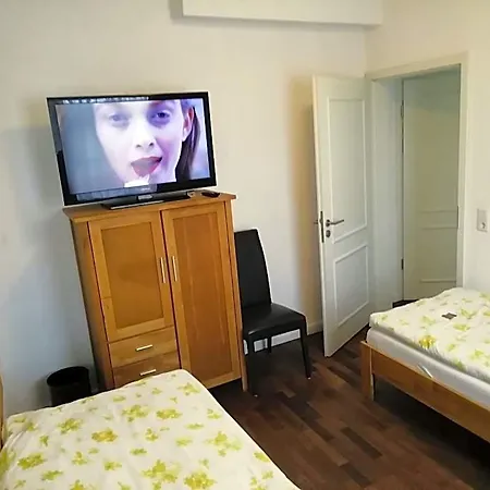 Isenburger Hof 2*
