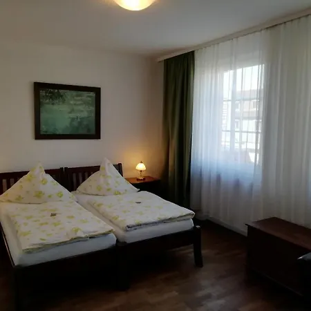 Isenburger Hof Szálloda 2*