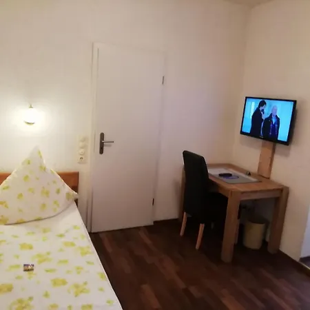 Isenburger Hof מלון 2*